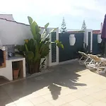 Oura Beach البوفيرا