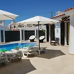 Oura Beach Semesterpark