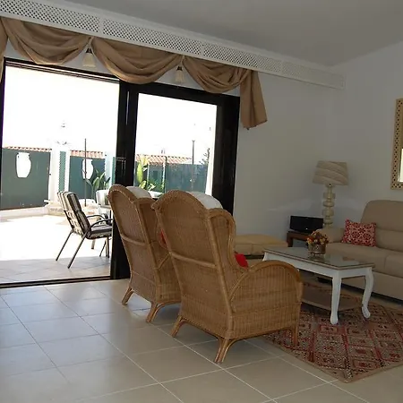 Holiday park Oura Beach