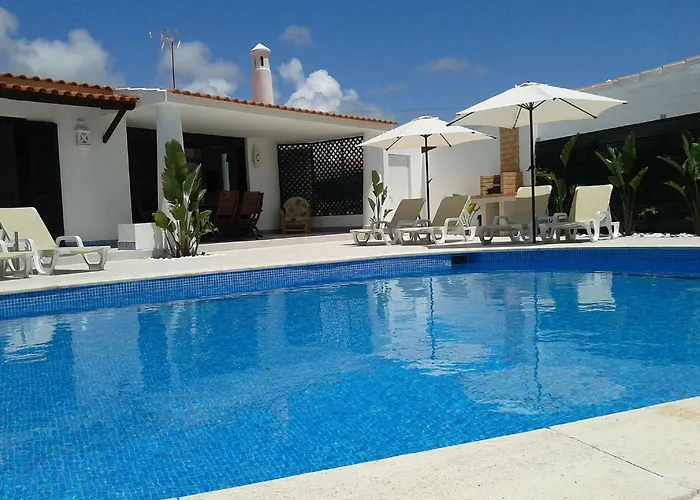 Oura Beach Αλμπουφέιρα