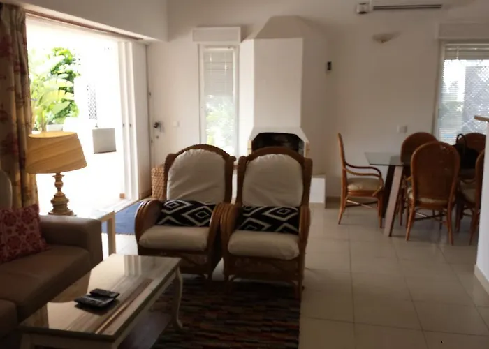 Oura Beach Πάρκο διακοπών