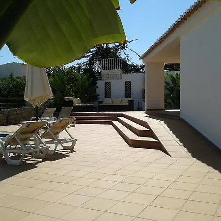 منتزه العطل Oura Beach