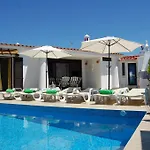 Tatil parkı Oura Beach