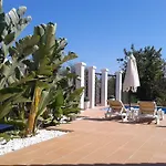 Tatil parkı Oura Beach *
