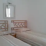 Oura Beach Tatil parkı